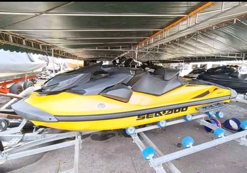 Sea-Doo RXP-X RS 300 – Side Profile seadoo rxp 300 ide profile high-performance hull