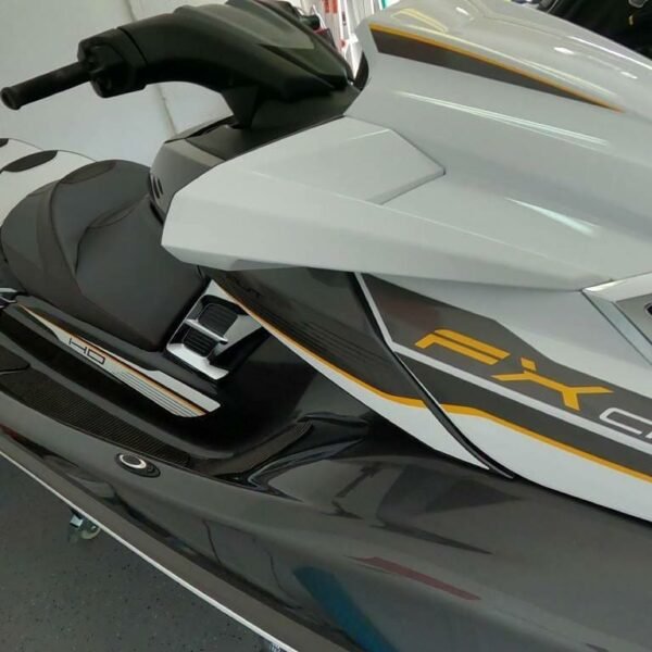 Yamaha FX Cruiser HO Left Side View