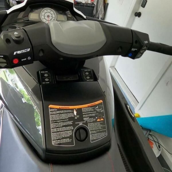 Yamaha FX Cruiser HO Nameplate