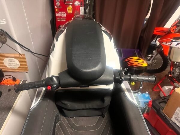 Yamaha FX Cruiser HO Rear Deck and Swim Platform
