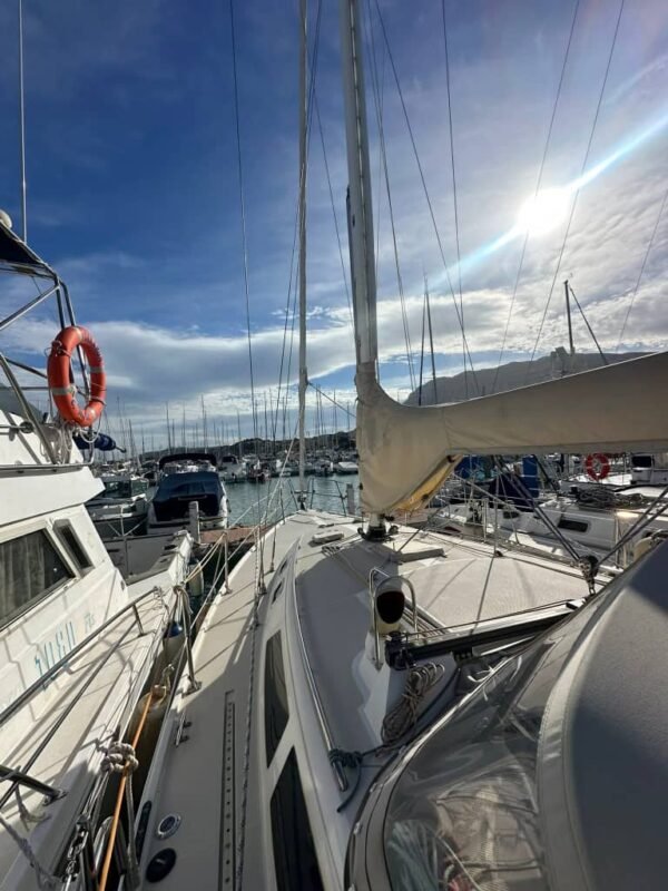Catalina 36 Mast Rails
