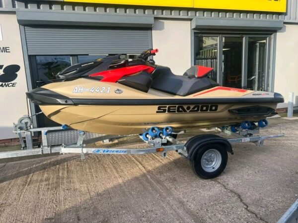 2025 Sea-Doo RXP-X 325 Side Performance Profile