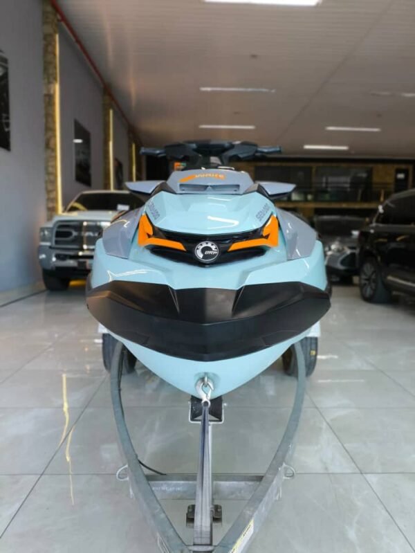 Sea-Doo Wake Pro 230 Bow View