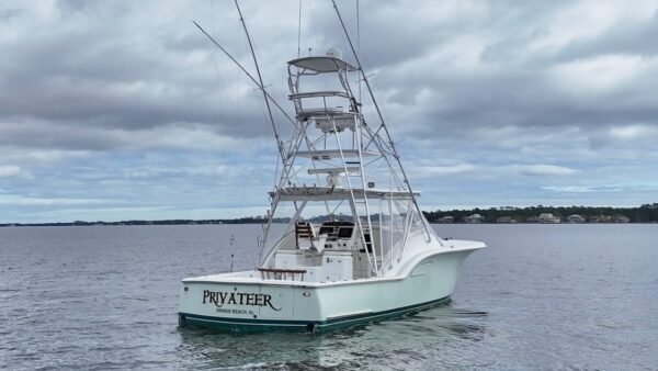 Out Island 38 Express Custom Tuna Tower