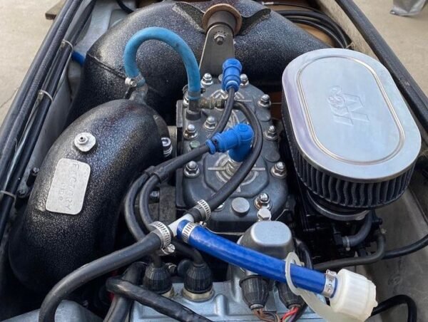 Kawasaki SXi Carburetor Close-Up