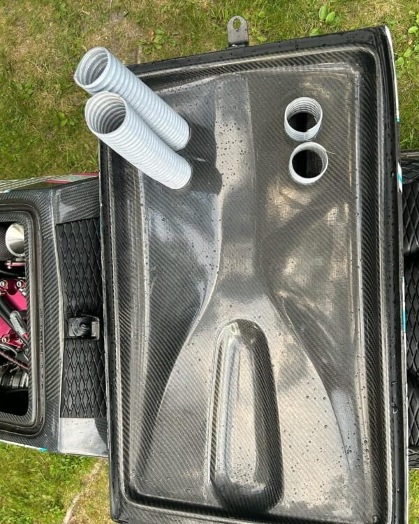 Visual Carbon XI Exhaust and Jet Pump Area