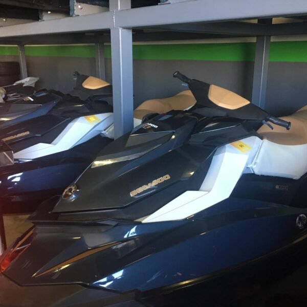 2011 Sea-Doo GTI 155 Limited Front View
