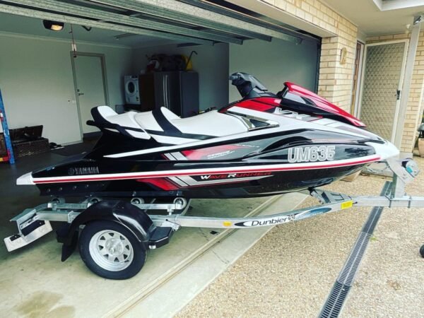 Yamaha VX Limited Hull Bottom View