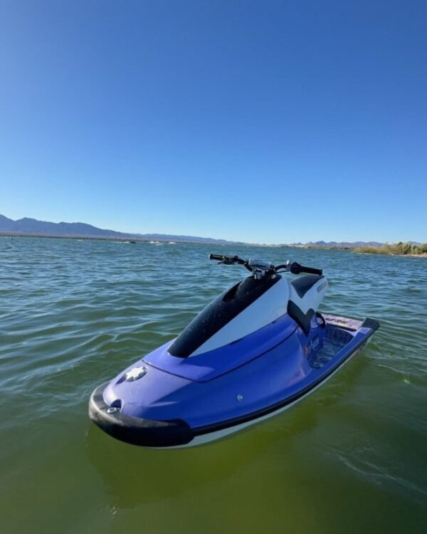 Yamaha WaveBlaster 1 Rear Hull Views