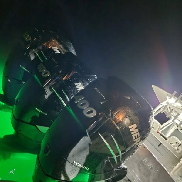 Triple Mercury 400 Engines on Yellowfin 39