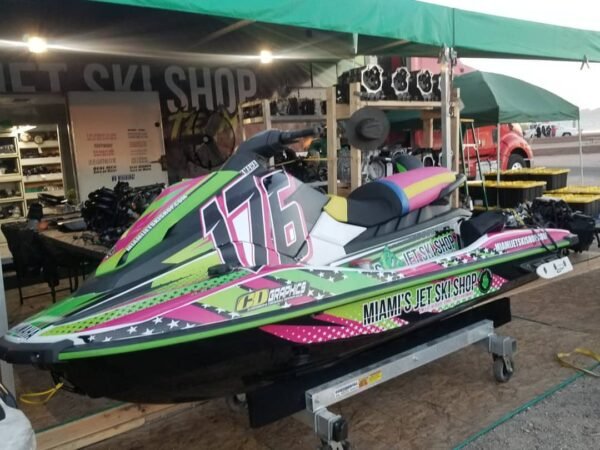 Yamaha VXR 1.8L 1800 Performance Jet Ski
