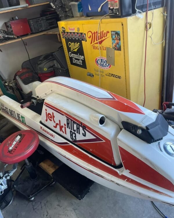 Kawasaki JS440 Starboard Side Profile