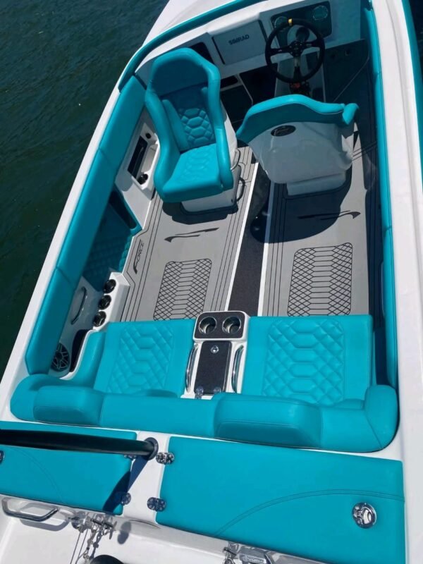 Bow seating and interior layout of Force F-22 2022