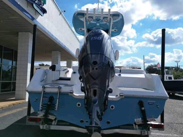 Tidewater 210 LXF rear stern view