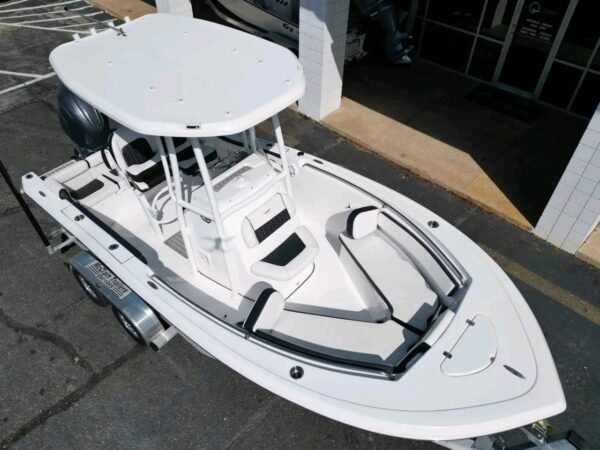 Tidewater 210 LXF top deck layout view