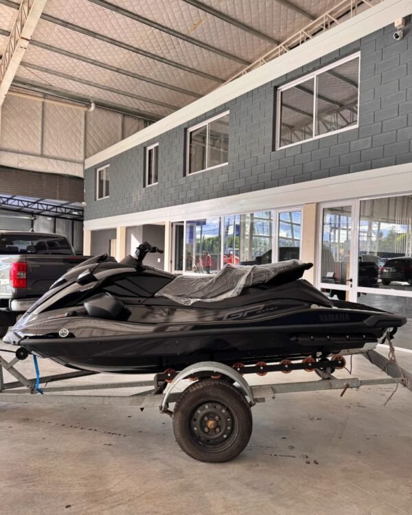 Side profile of Yamaha GP SVHO 1800 Turbo jet ski