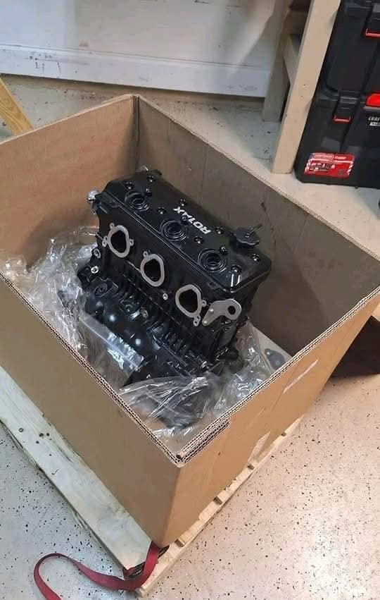 jet ski engine front view mechanical components